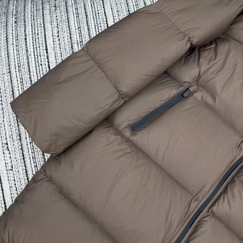 Pra*a down jacket